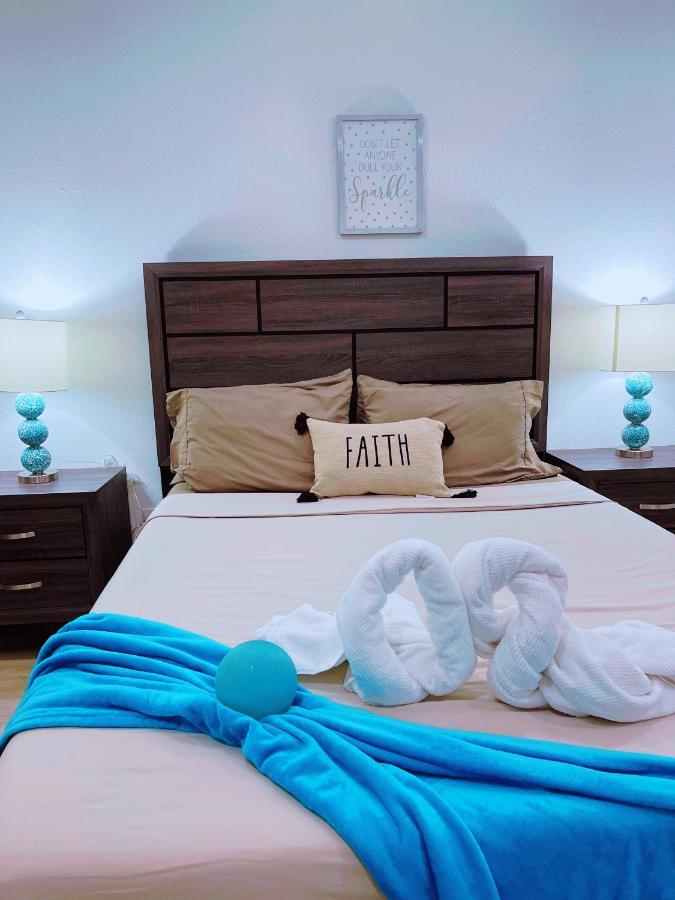 Modern Santorini Suite Houston Nrg Tmc Luxurious Walkable Εξωτερικό φωτογραφία