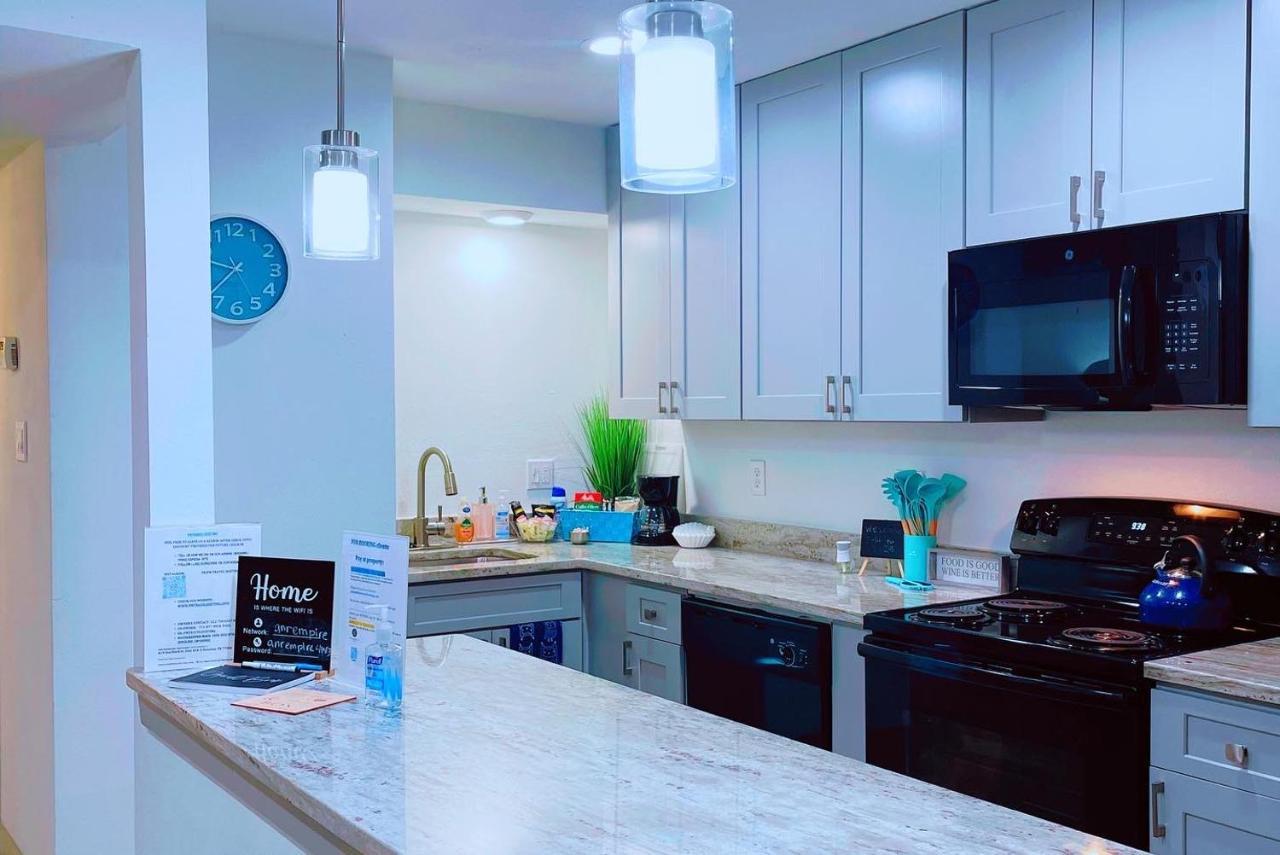 Modern Santorini Suite Houston Nrg Tmc Luxurious Walkable Εξωτερικό φωτογραφία